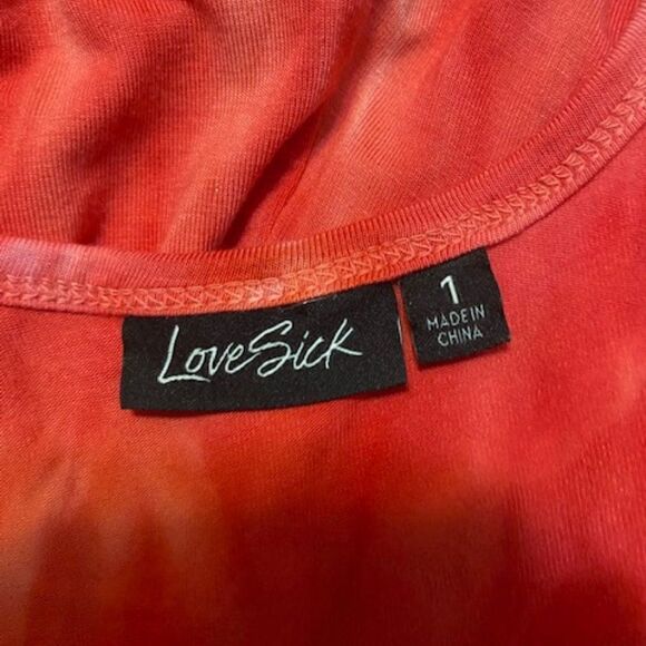 Torrid Love Sick Red/Orange/Lavendar Henley Tie Dye Romper, size 1 - Picture 3 of 3